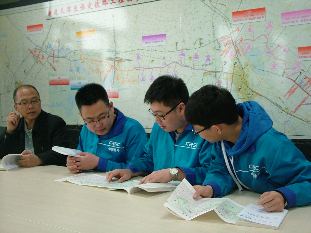 天津分公司津保指挥部组织学习新版规范标准