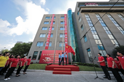 “同升一面旗，同唱一首歌，同是护旗手”系列活动