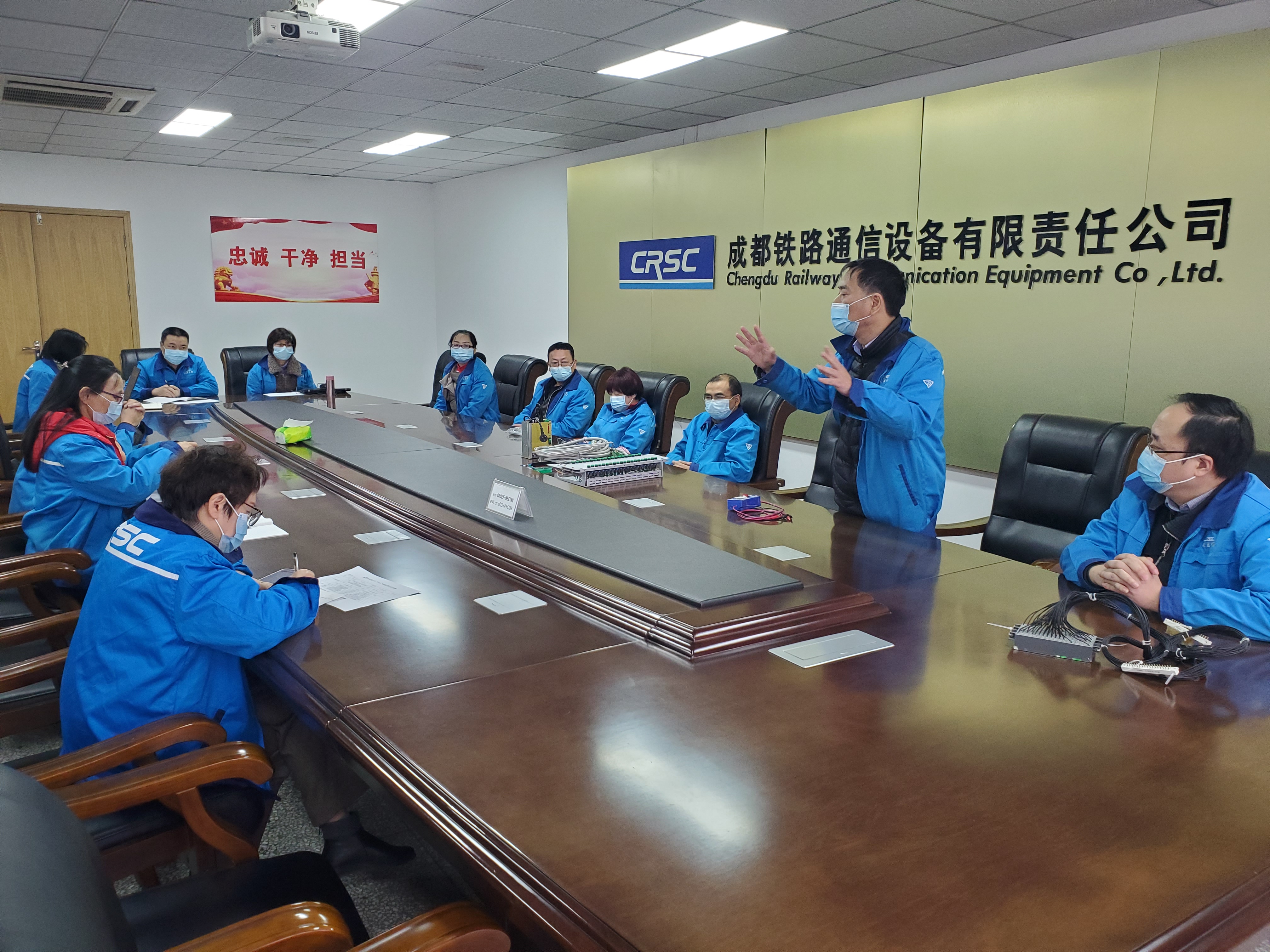 发挥职工才智，“六小”创造价值