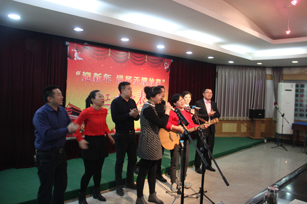 “迎新年、讲好天缆故事”职工文艺表演精彩纷呈
