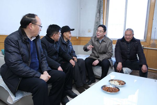新春慰问送关怀  岁寒情深暖人心