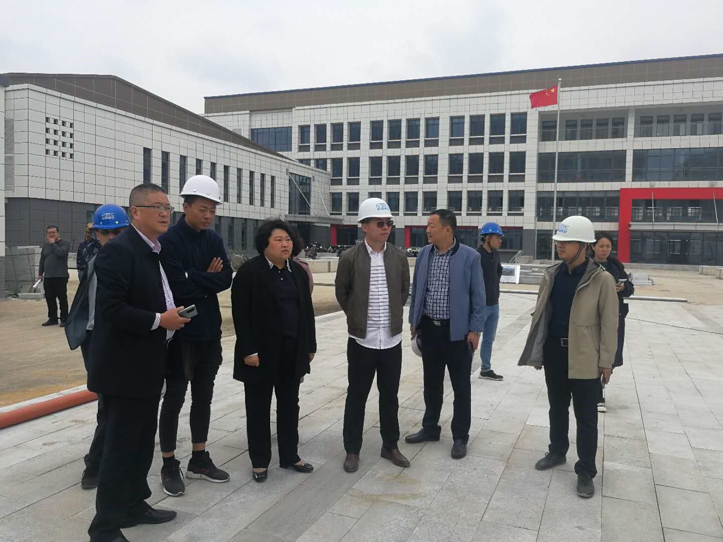 泰兴市委领导视察泰师附小东阳校区项目