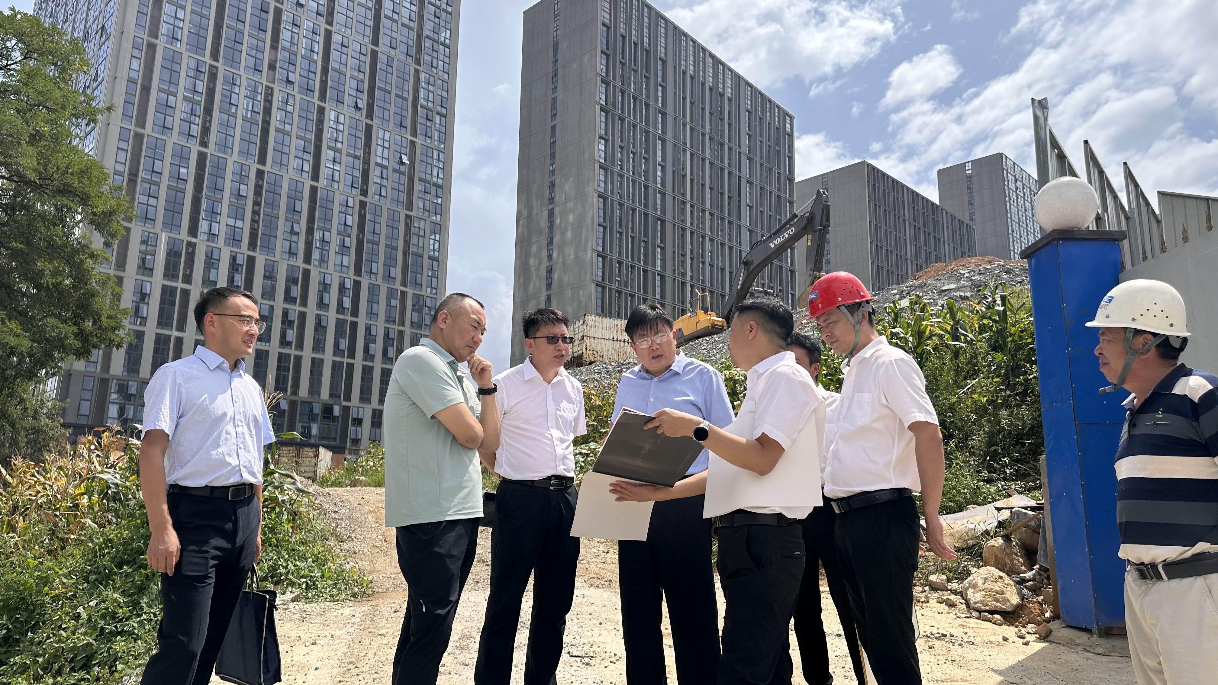 通号创新投资集团领导到通号贵州置业调研指导