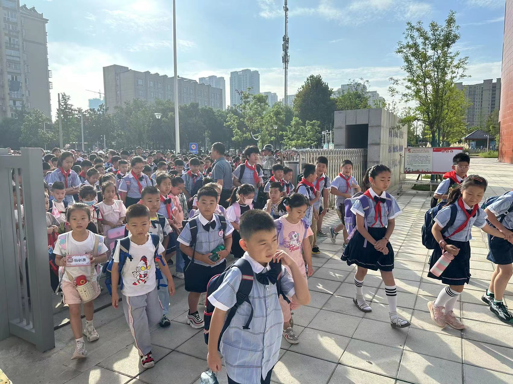 金秋开学季 筑梦新学期