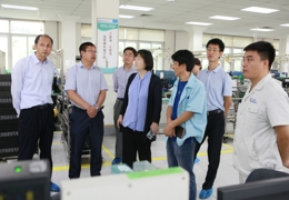 股份公司领导检查沈信公司工业产品标准化执行情况